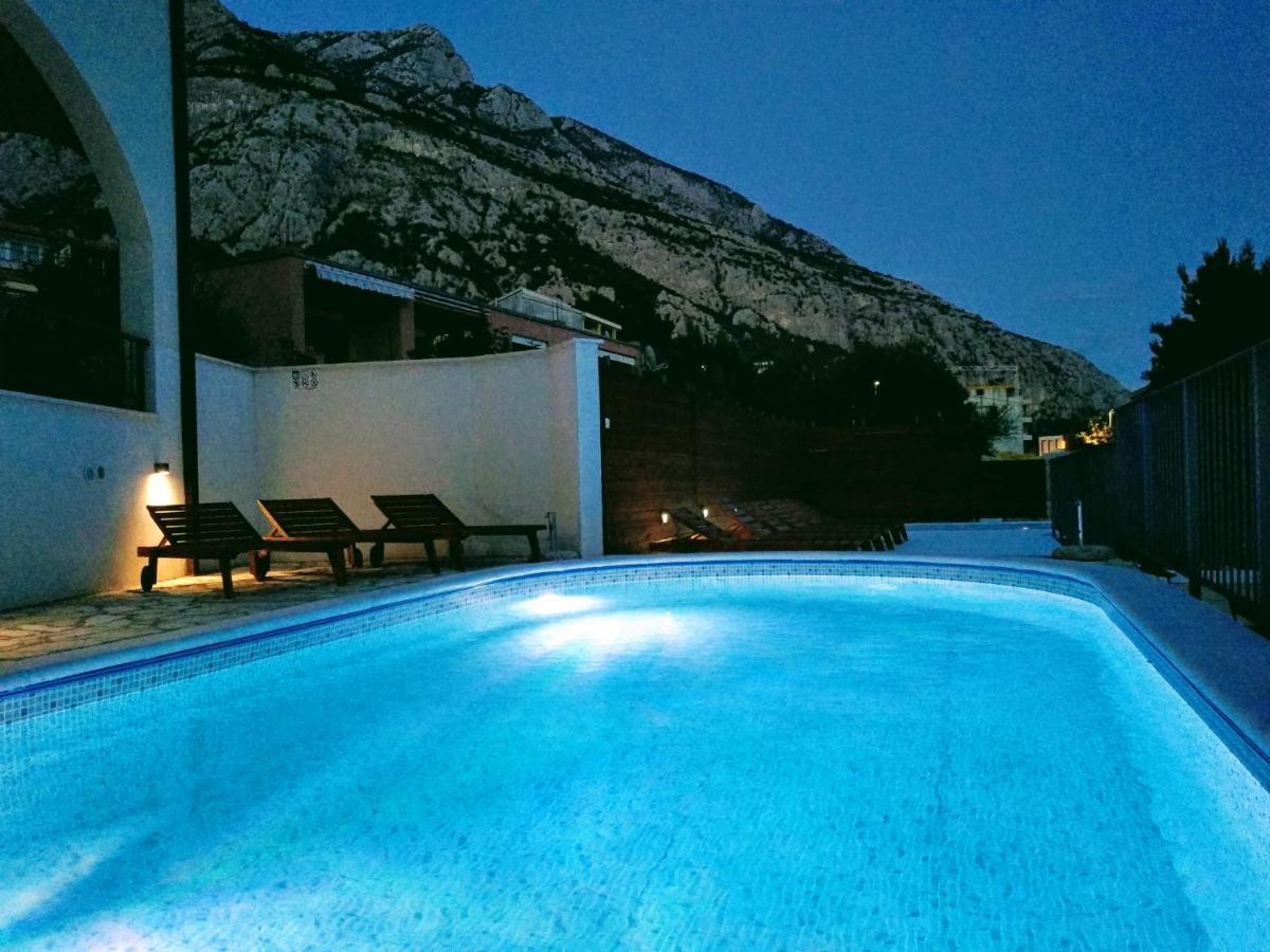 מאקרסקה Apartments Fiona - Away From City Crowds מראה חיצוני תמונה
