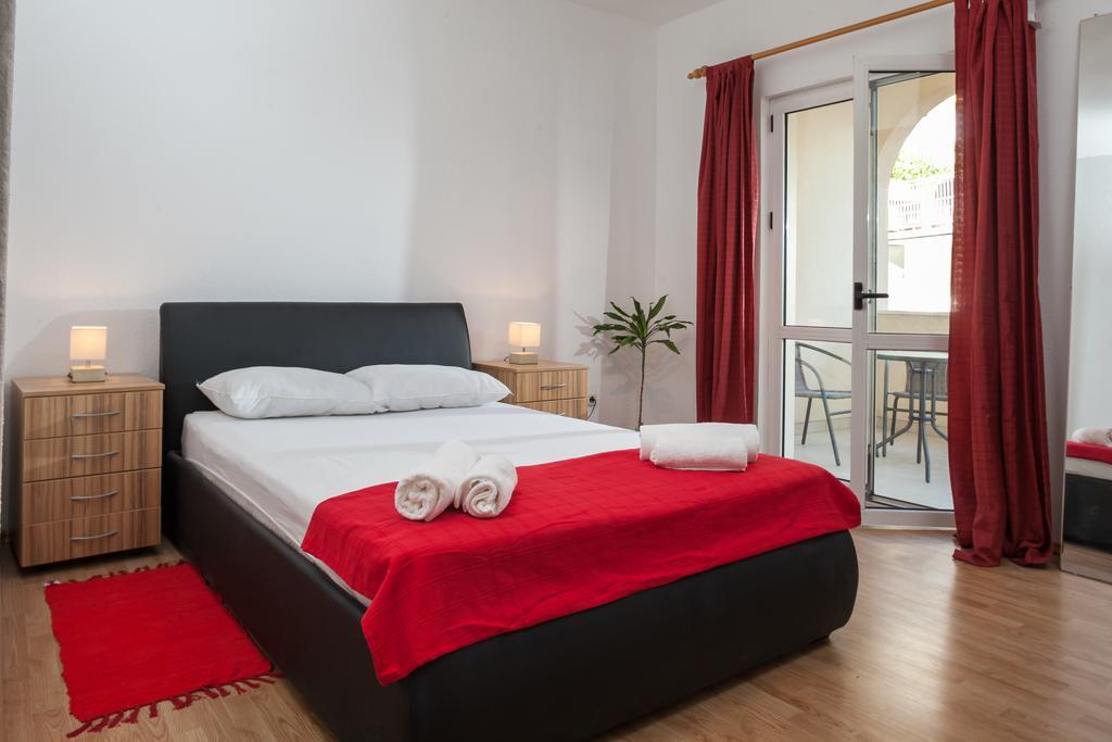 מאקרסקה Apartments Fiona - Away From City Crowds חדר תמונה